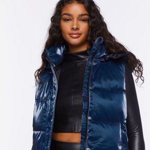 Forever 21 Puffer Vest size L